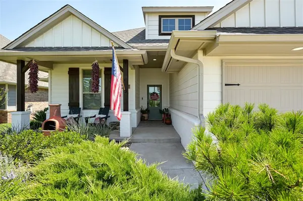 2900 Heather HVN, Moore, OK 73160