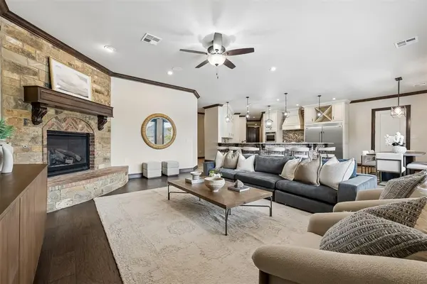 15708 Laguna DR, Edmond, OK 73013