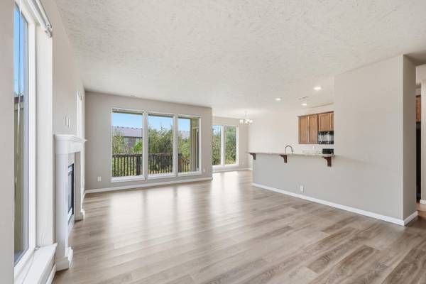 8512 N Summerhill Ln, Spokane, WA 99208