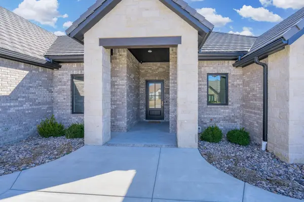2012 N Veranda Cir, Wichita, KS 67206