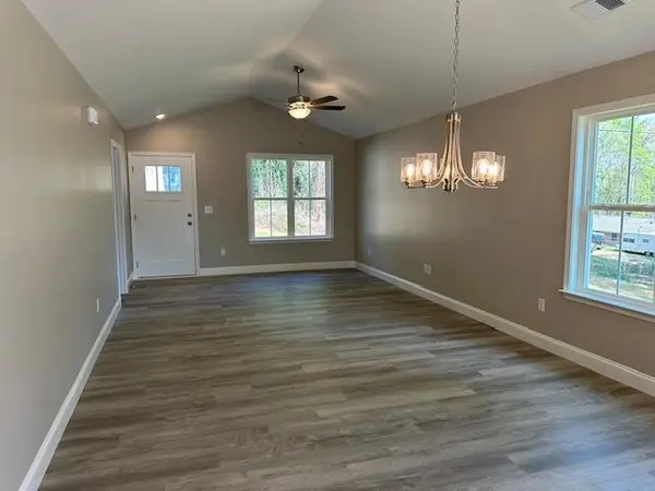 210 E Greenwood ST, Landrum, SC 29356