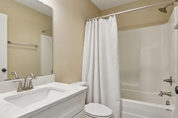 111 W Crawford ST, Landrum, SC 29356