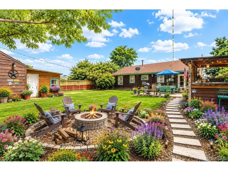 15335 Arapahoe, Golden, CO 80403
