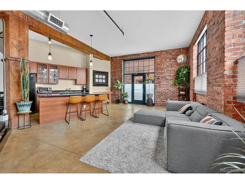 2500 Walnut #102, Denver, CO 80205