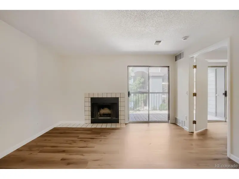 8813 Colorado #206, Thornton, CO 80229