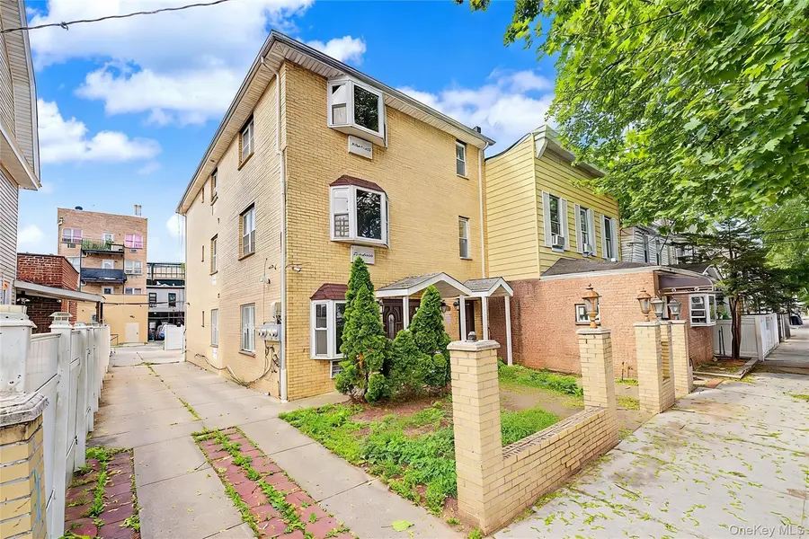 102-42 86th RD, Richmond Hill, NY 11418