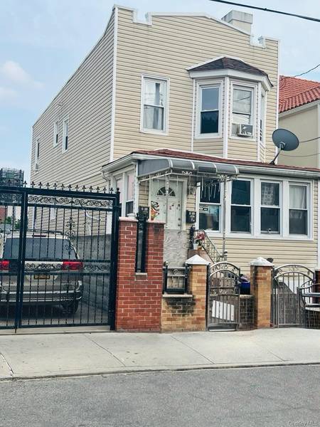 9812 38th AVE, Corona, NY 11368
