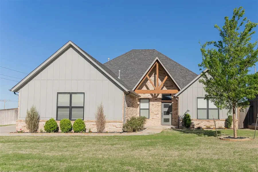 16412 Brookefield DR, Edmond, OK 73013