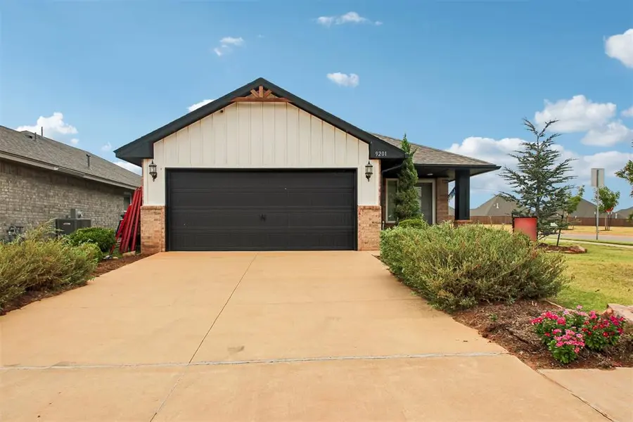 9201 SW 45th TER, Oklahoma City, OK 73179