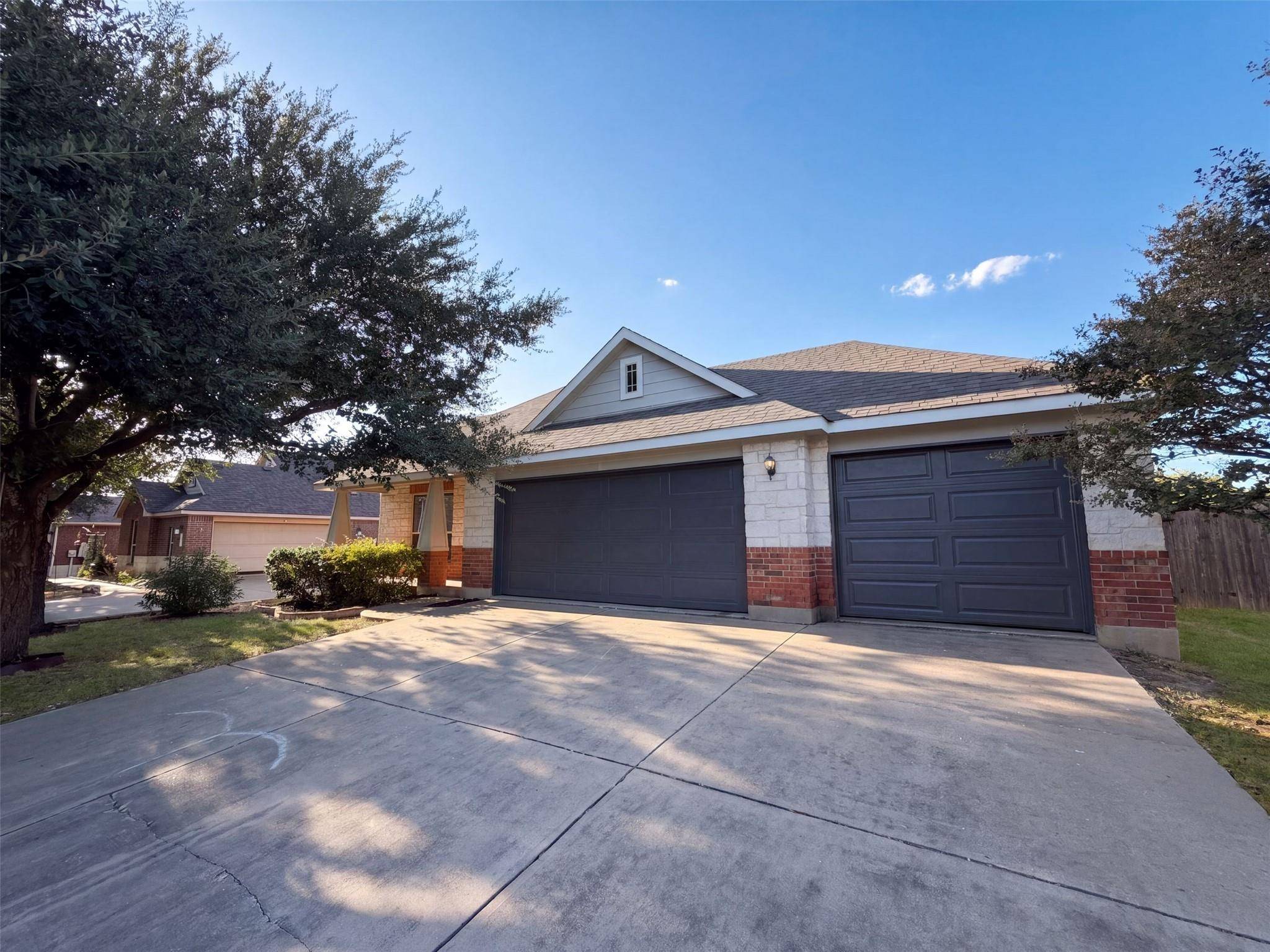 404 Timothy John DR, Pflugerville, TX 78660