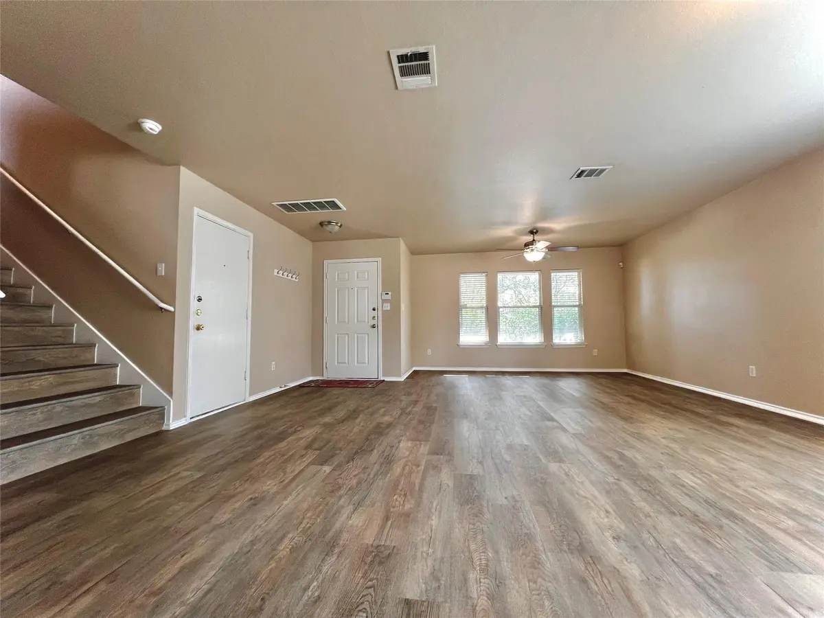 3515 Sandy Brook DR, Round Rock, TX 78665
