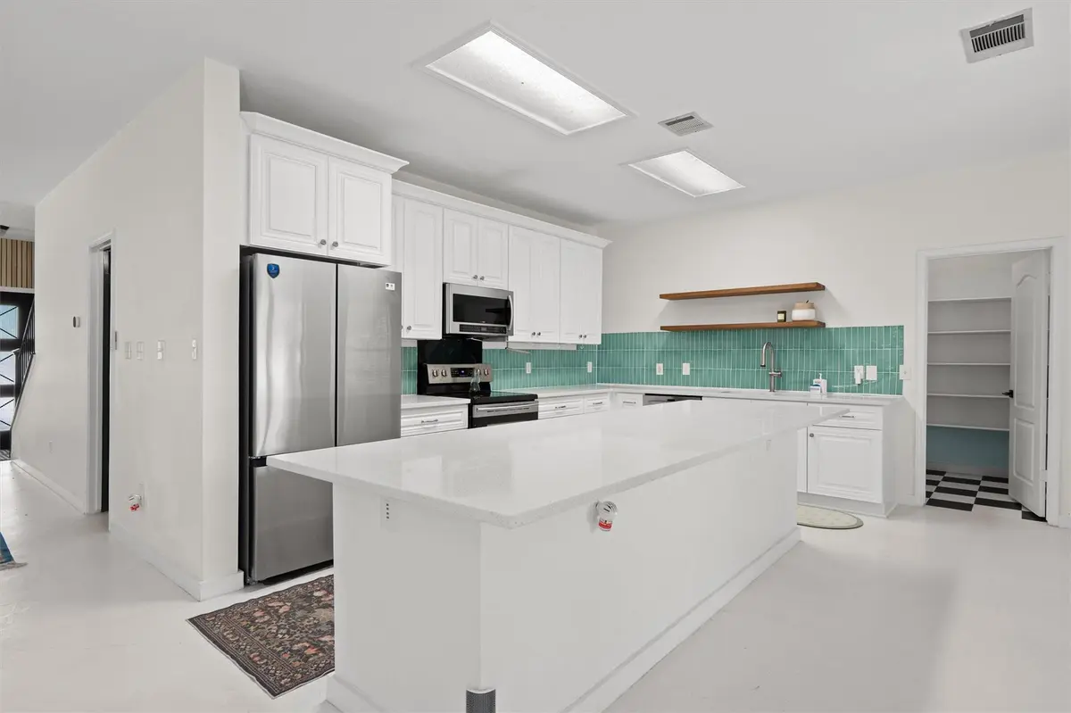 8353 Steamline CIR, Austin, TX 78745