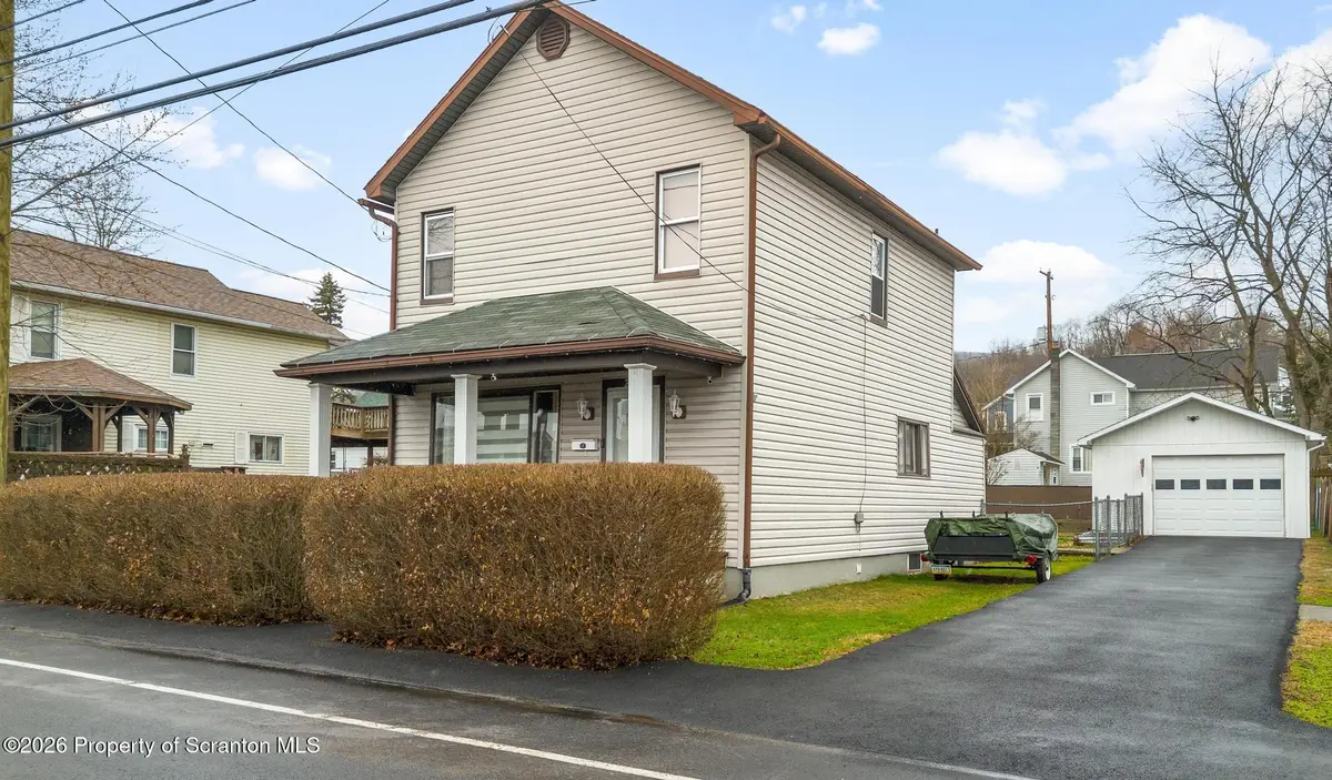 205 Depew AVE, Mayfield, PA 18433