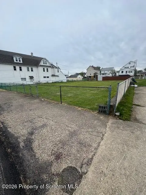 20 Cook ST, Ashley, PA 18706
