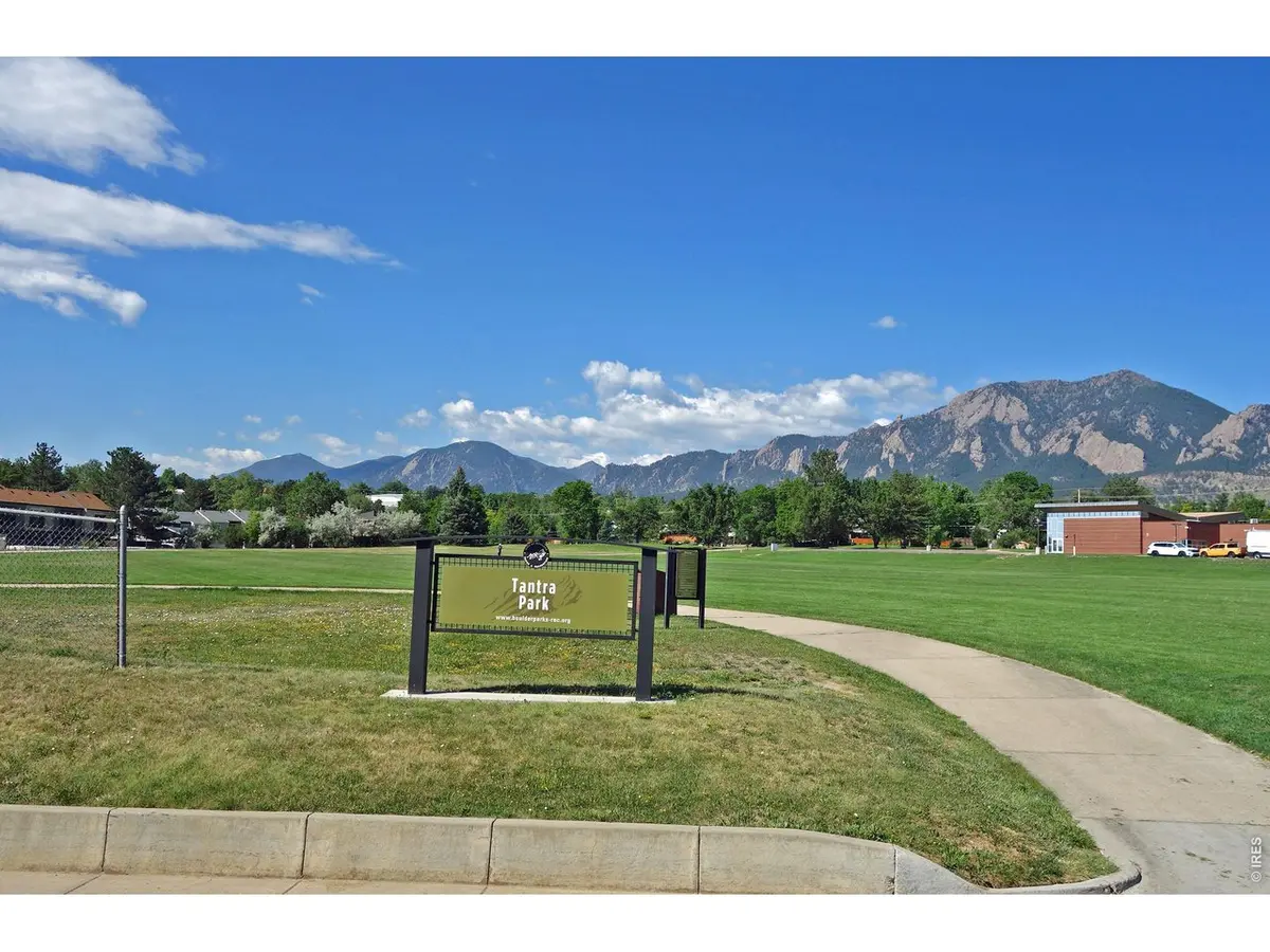 4733 Tantra, Boulder, CO 80305