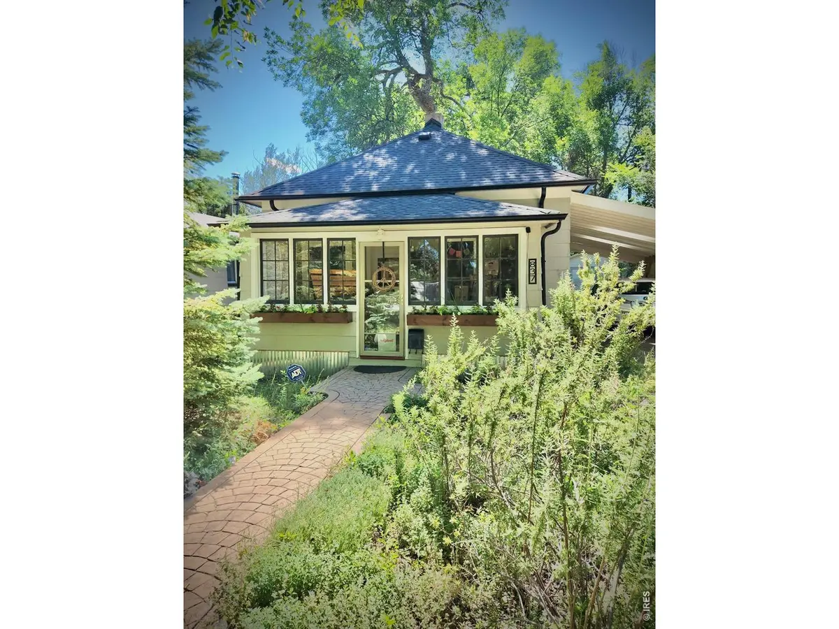 837 Gay, Longmont, CO 80501
