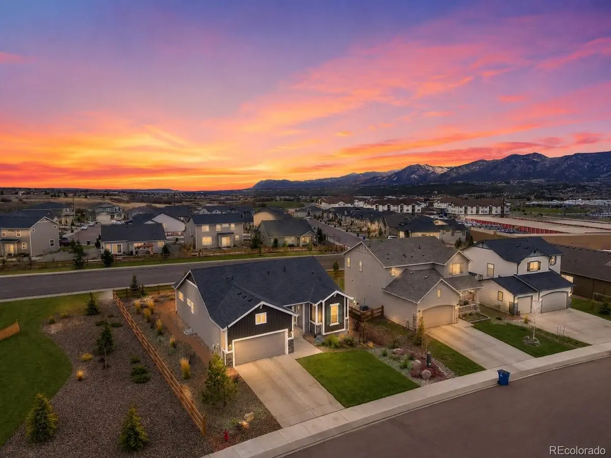 1031 Parkline, Monument, CO 80132
