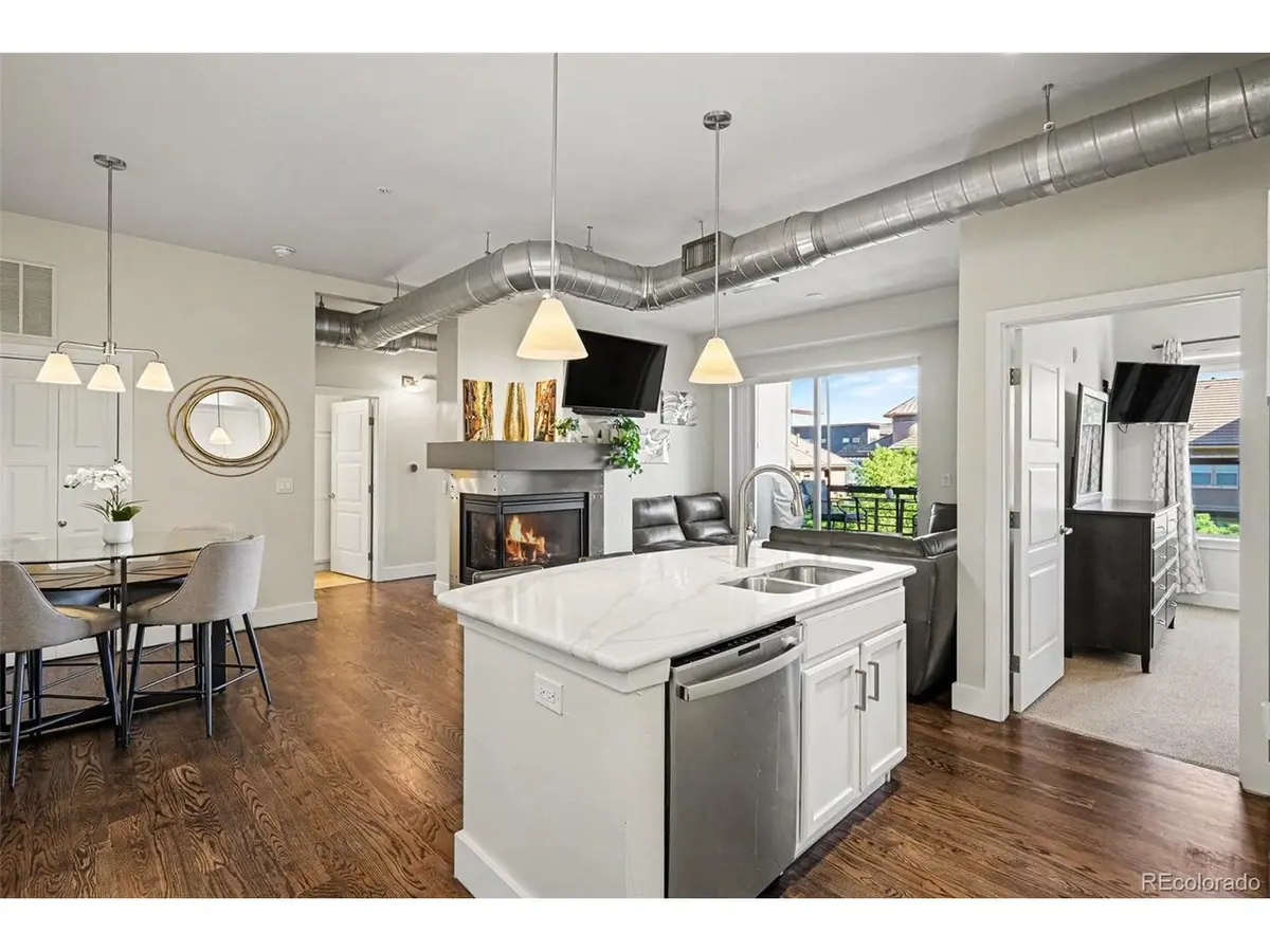 10111 Inverness Main #309, Englewood, CO 80112