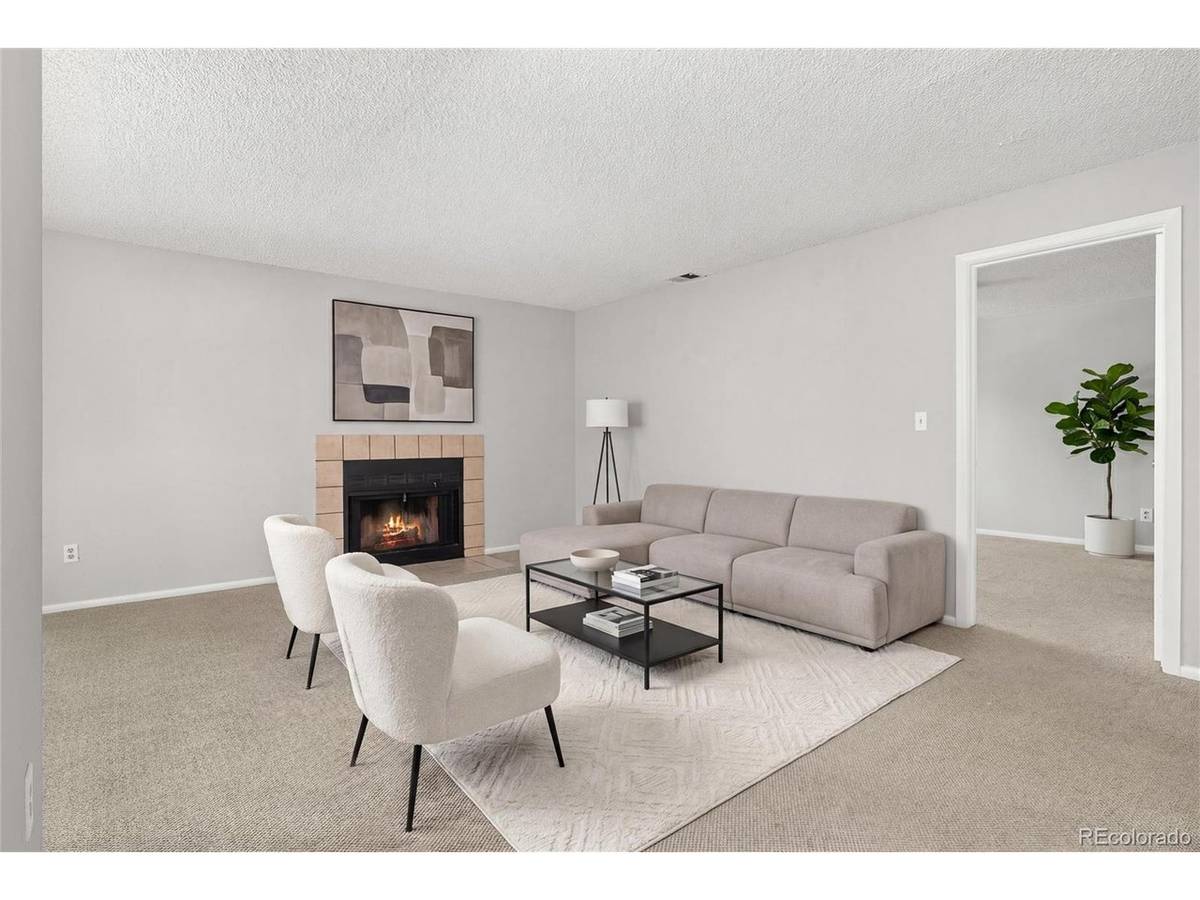 3083 S Ursula #201, Aurora, CO 80014