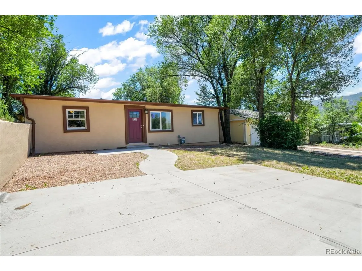 727 E Rio Grande, Colorado Springs, CO 80903
