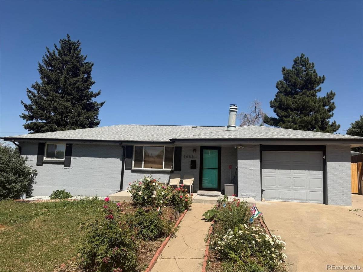 6668 Chase, Arvada, CO 80003