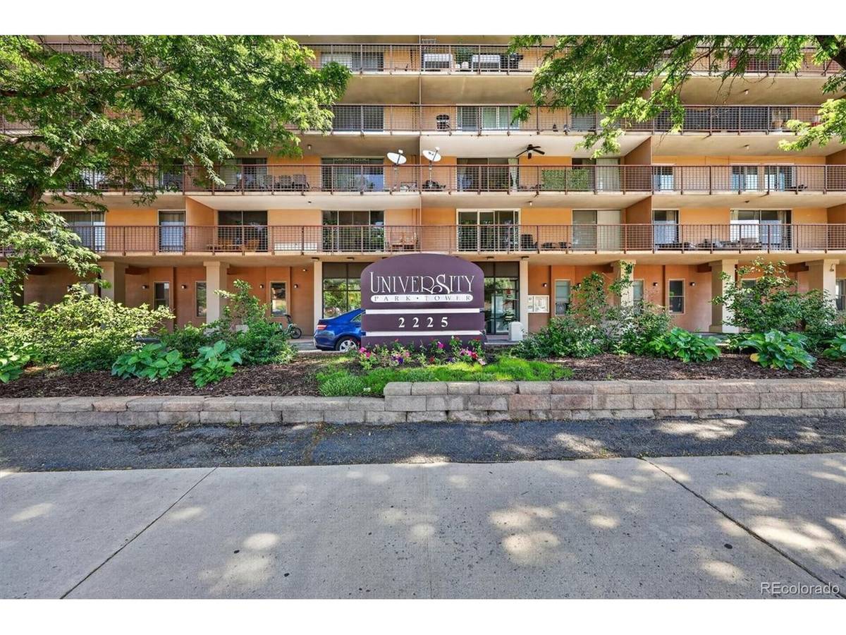 2225 Buchtel #1101, Denver, CO 80210