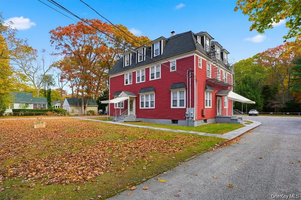 221 S Lake AVE #3A, Nesconset, NY 11767