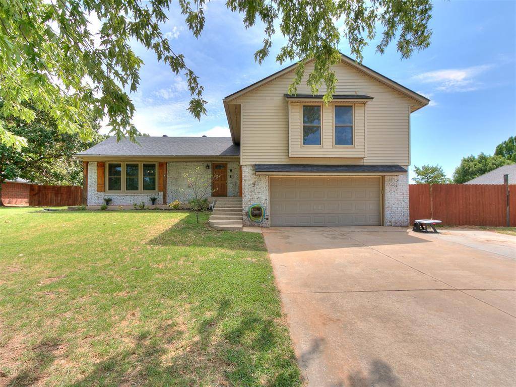 7916 Chukar RD, Yukon, OK 73099