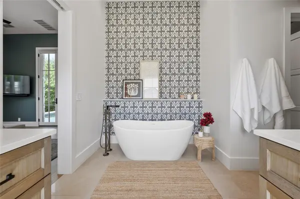 508 Serene Estates DR, Austin, TX 78738