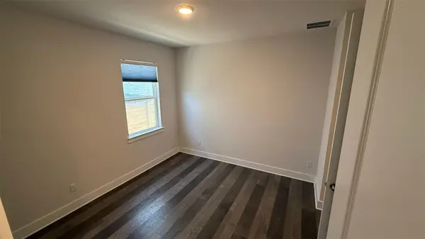 1849 Donetto DR, Leander, TX 78641