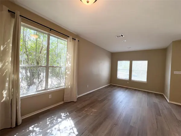 800 Bull Creek PKWY, Cedar Park, TX 78613