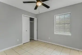 403 Edmond ST, Taylor, TX 76574