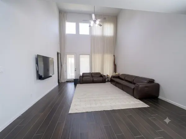 917 Grizzly CV, Leander, TX 78641