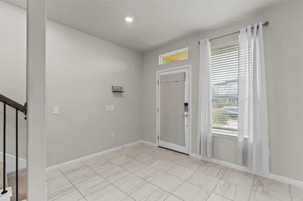 8809A Whitter DR, Austin, TX 78747