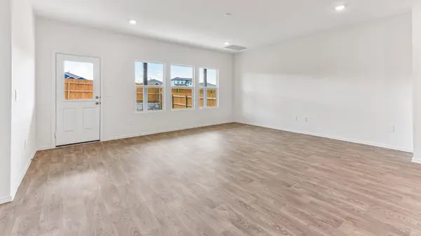 12209 Silverton Tree BND, Mustang Ridge, TX 78610