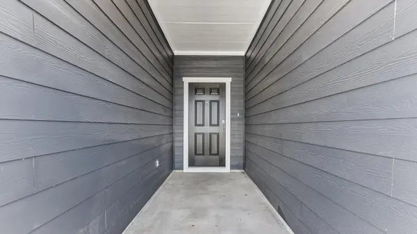 12209 Silverton Tree BND, Mustang Ridge, TX 78610