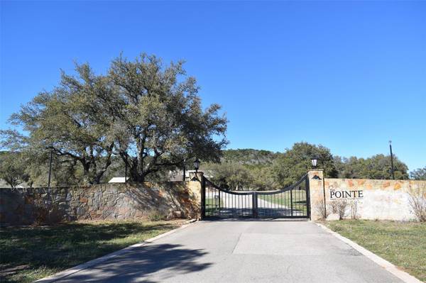 64 War Bonnet RDG, Kingsland, TX 78639