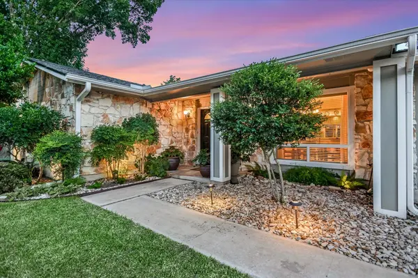 10909 Rustic Manor LN, Austin, TX 78750
