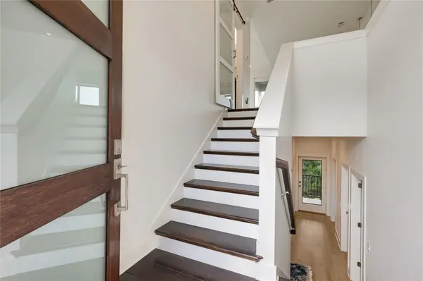 429 Summit Ridge DR N, Lago Vista, TX 78645