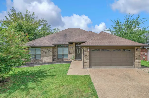 2810 Rayado CT N, College Station, TX 77845