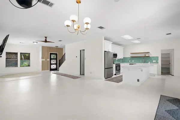 8353 Steamline CIR, Austin, TX 78745