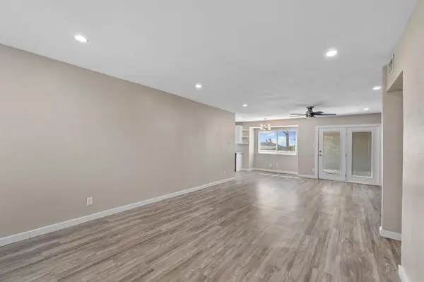 10107 Floyd DR, Austin, TX 78753