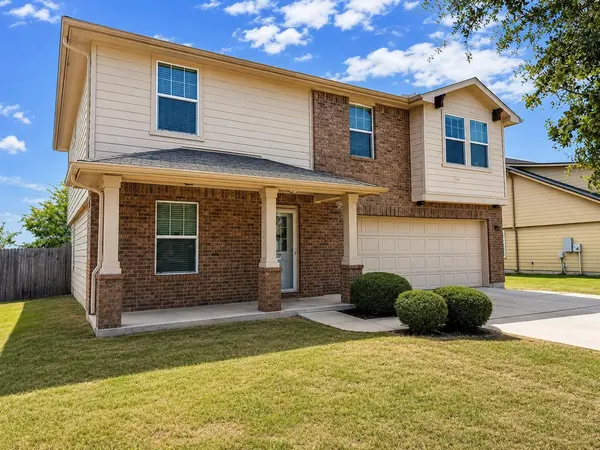 220 Adriana LN, Hutto, TX 78634