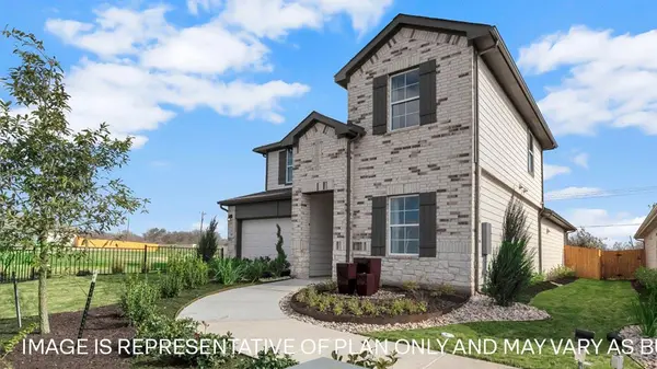 121 Mustang Lake CIR, Buda, TX 78610