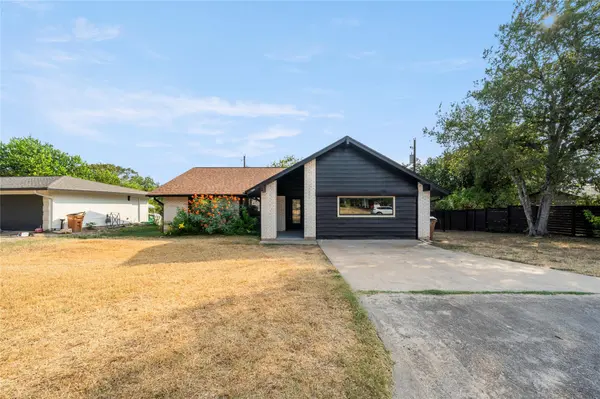 7304 Hartnell DR, Austin, TX 78723