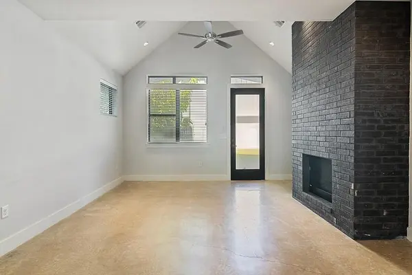 5611 William Holland Ave #D, Austin, TX 78756
