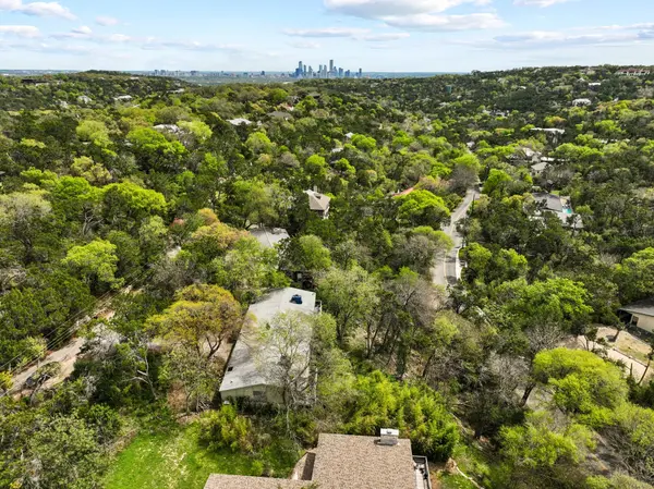 1204 Yaupon Valley RD #A&B, West Lake Hills, TX 78746