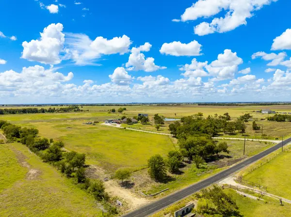 0 Tract 1 CR 470 - CTR, Coupland, TX 78615