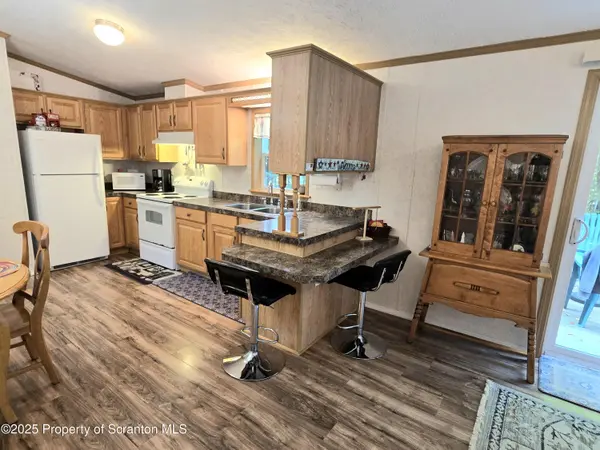 104 S granite DR, Greentown, PA 18426