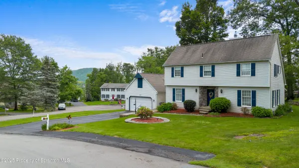 1200 Merion CIR, Clarks Summit, PA 18411